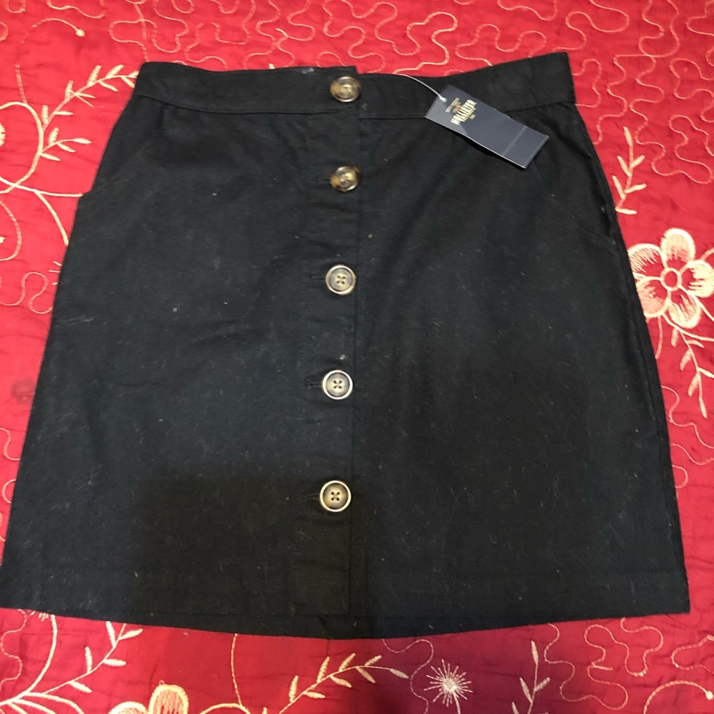 Hollister black skirt